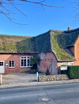 Bebautes Grundstück mit Potenzial für 390m² Wohn- und Gewerbefläche, 2 Ferienwohnungen genehmigt - Borgsum