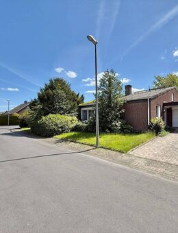Stilvolles Einfamilienhaus auf Eckgrundstück in ruhiger Wohnlage von Ennigerloh – Idyllischer Garten & hochwertige Ausstattung - Ennigerloh