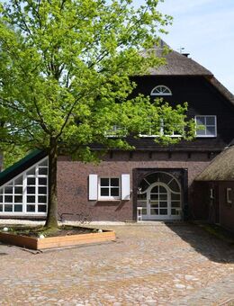 Wohnen - Arbeiten - Relaxen in einzigartiger Lage! - Wiefelstede