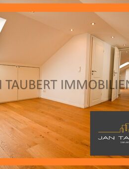 **EINFAMILIENHAUS FÜR DIE JUNGE FAMILIE** mit Kaminofen und Garage - großes Grundstück! - Siek