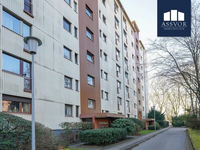 Gut geschnittene 3-Zimmer-Wohnung mit Balkon in Golzheim!