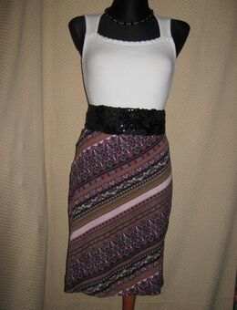 NEUw * Stylisch * modern * sexy * Paisley * Strech * Mini- Rock "More & More * WOMAN" Gr. 36- 38/ S * erika * pink * - Riedlingen