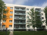 WG gerechte Wohnung, Küche und Bad mit Fenster, Abstellraum - Dresden