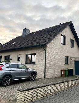 **Solides Zweifamilienhaus: Platz für Generationen - ideal als Familien- oder Mehrgenerationenhaus** - Bohmte