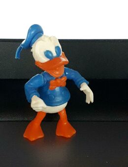 Ü-Ei Steckfigur Donald mit Fliege Weichplastik - Frankfurt (Main) Zeilsheim