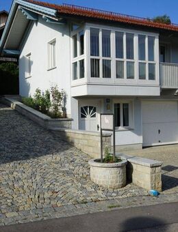 Einliegerwohnung/ D-Garagen / OT Waldkirchen - Waldkirchen
