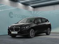 BMW 218 Active Tourer, i Live Plus DA Aktivsitze, Jahr 2023 - München