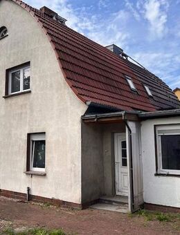Gönn Dir...Doppelhaushälfte, renov. bedürftig, 573 qm Grund - Groß Lindow