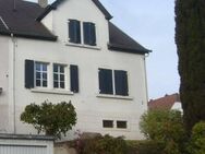 Provisionsfrei! DG-Wohung mit Einbauküche und Dachterrasse (ca. 20 m²) im 1.OG eines 2 FHS in ruhiger Lage von Lautzkirchen - Blieskastel