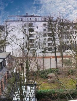 Zooviertel - Zwei Dachgeschosswohnungen mit Ausbauoption zum exklusiven Penthouse - Düsseldorf