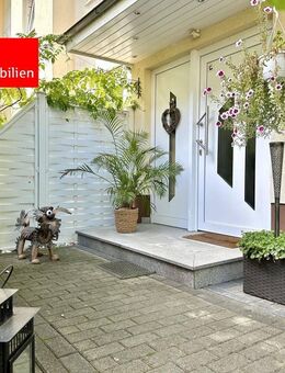 Einziehen und wohlfühlen! - 2 Familienhaus inkl. Garage - gesuchte Wohnlage - Offenbach (Main)