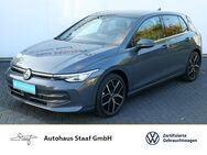 VW Golf, 1.5 l Style EDITION 50 eTSI OPF, Jahr 2024 - Nidderau