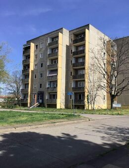 Wohnen - 04. OG - mitte rechts - Christinenstraße 4 - Brandenburg (Havel)