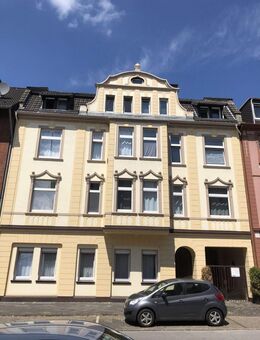 Tolle Wohnung in einem gepflegten Altbau in Stadtgartennähe - Gelsenkirchen