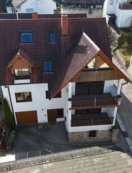 GLOBAL INVEST SINSHEIM | Großes Einfamilienhaus mit separatem Stellplatz und Garge sowie tollem Garten - Rauenberg