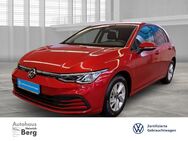 VW Golf, 1.0 Life eTSI OPF, Jahr 2023 - Oldenburg (Holstein)