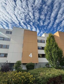 Helle Wohnung mit Charme und Sanierungsbedarf im ruhigen Wohngebiet Mittelrain - Heidenheim (Brenz)