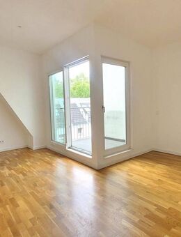Großzügiger 5 Zimmer DG- Traum in absoluter Toplage im Friedrichshain - Berlin