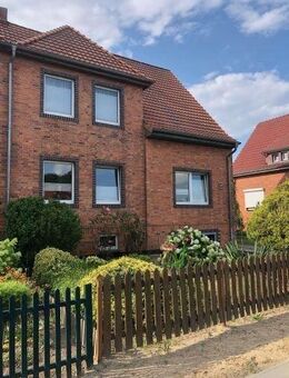 gepflegtes Mehrfamilienhaus mit schön angelegtem Garten - Güstrow
