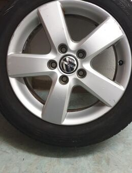 VW Alufelgen mit Sommerreifen mit 7mm Profiltiefe - Wiesbaden