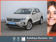 VW T-Roc, 1.5 TSI Style IQ DRIVE-PAKET 17-ZO, Jahr 2024 - Bautzen Zentrum