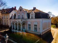 Historische Villa mit Denkmalschutz und Remise - Berlin
