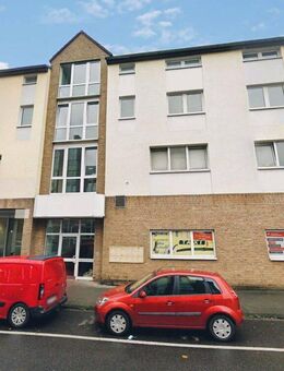 PROVISIONSFREIE 2-ZIMMER WOHNUNG MIT GROßEM BALKON IN ZENTRALER WOHNLAGE - Mönchengladbach