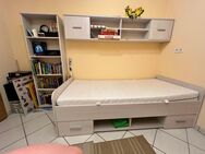 Kinderschlafzimmer, Bett und 2 Schränke zu verkaufen - Arnsberg