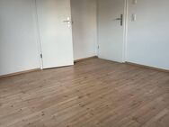 WUNDERSCHÖN RENOVIERTE 1-ZIMMER-WOHNUNG IN NÜRNBERG - KATZWANG, WLAN INKLUSIVE! - Nürnberg
