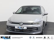 VW Golf, 1.5 l TSI Style OPF, Jahr 2022 - Wunstorf