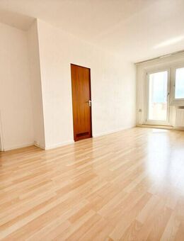 Balkonwohnung - 3-Raum - Geyer - ruhige, zentrumsnahe Lage am Waldrand! - Geyer