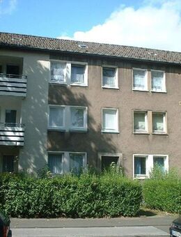 +++ Angerhausen - 2 Raumwohnung mit Wannenbad und Balkon +++ - Duisburg