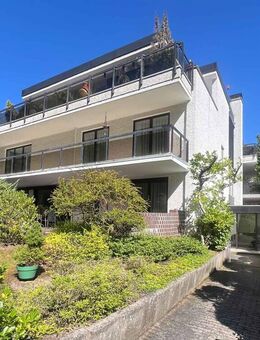 Traumhafte, helle 4-Gartenwohnung mit umlaufender Terrasse in sonniger Waldrandlage - München-Solln - München
