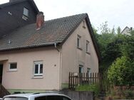 **REDUZIERTE MAKLERGEBÜHR** - gestalten Sie selbst - Wohnhaus mit 120 qm Wohnfläche - Buchen (Odenwald)