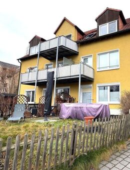 2- Raum-Wohnung im Herzen von Radebeul mit 100m² Gartenanteil und Garagenstellplatz - Radebeul