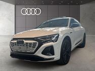 Audi Q8, S line 55 quattro, Jahr 2022 - Weilheim (Oberbayern)