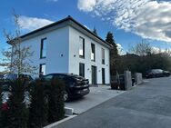Moderne Stadvilla mit Energieklasse A+ zu vermieten, nahe Feldrand - Neu Anspach