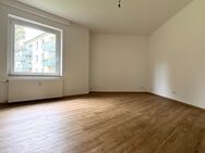 *** Hier wird fleißig gewerkelt! Charmante 2-Zimmerwohnung mit Loggia zum Garten! *** - Essen