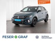 VW T-Roc, 1.5 TSI R-Line, Jahr 2024 - Nürnberg