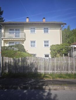 Gepflegtes Zweifamilienhaus in guter Lage in Spiegelau - sofort frei! - Spiegelau