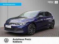 VW Golf, 1.5 eTSI Active Plus", Jahr 2023 - Koblenz