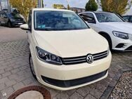 VW Touran 2.0 TDI DPF BlueMotion Technology DSG Comfortline - Ingolstadt