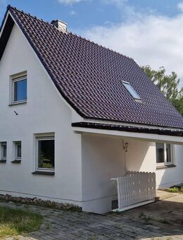 Klassisches Einfamilienhaus in ruhiger aber zentraler Lage von Mölln - Mölln (Schleswig-Holstein)