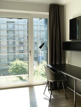 Charmante Stadtwohnung mit Designmöbeln zur Miete in Hamburg | Wentzel Dr. - Hamburg