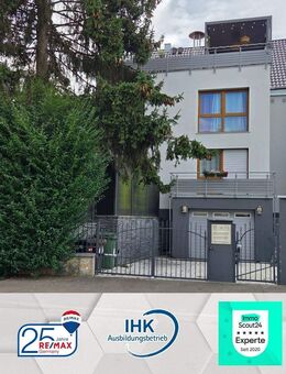 Frisch sanierte 3-Zimmer-DG Wohnung in Stammheim mit XXL-Terrasse und eigener Wärmepumpe! - Stuttgart