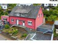 Ihr Neues Zuhause: Charmante Doppelhaushälfte mit Großem Garten, Terrasse und Garage - Cochem