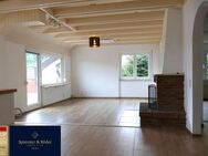 Bezugsfreie 3-Zimmer-Dachgeschosswohnung mit idyllischem Ausblick - Emmendingen