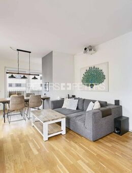 + Unvermietete und moderne Wohnung mit Westbalkon + - Hamburg