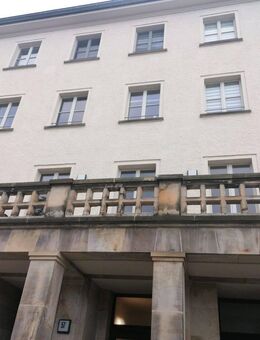 Gemütliche 2-Raum-Wohnung mit EBK/ Balkon/ Stellplatz - Dessau-Roßlau