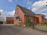 Verwirklichen Sie Ihre Wohnträume - Einfamilienhaus mit Potenzial auf großzügigem Grundstück - Ziethen (Schleswig-Holstein)